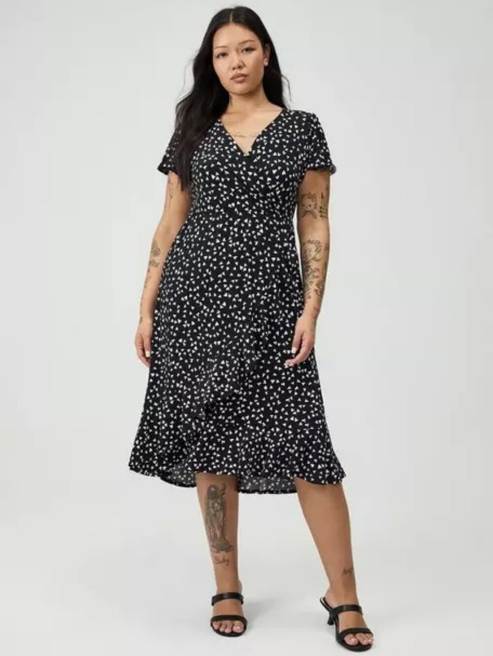 NWT Torrid Stella Surplice Midi Dress With Black Hearts Size 5